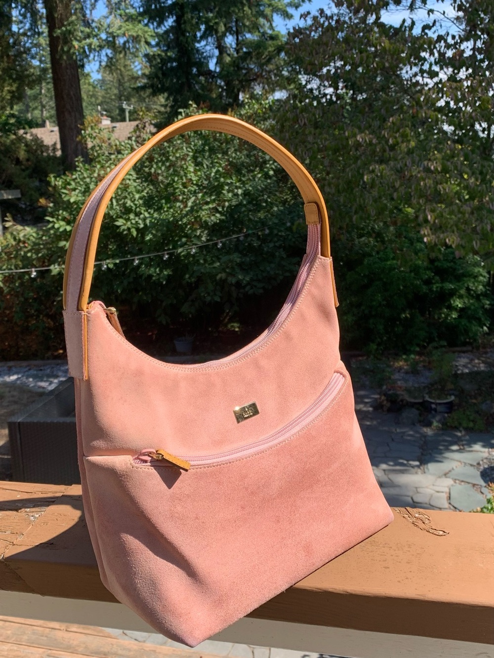 Gucci Suede Hobo Shoulder Bag in Dusty Pink